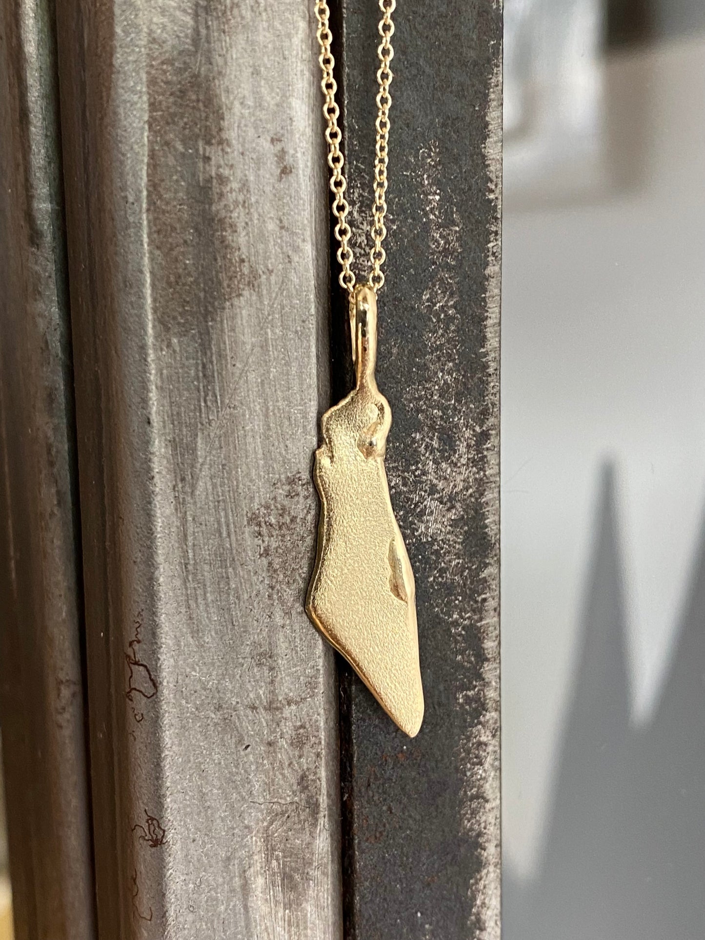 שרשרת זהב - תליון ארץ ישראל - קטן