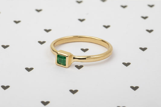 טבעת הלנה - אמרלד