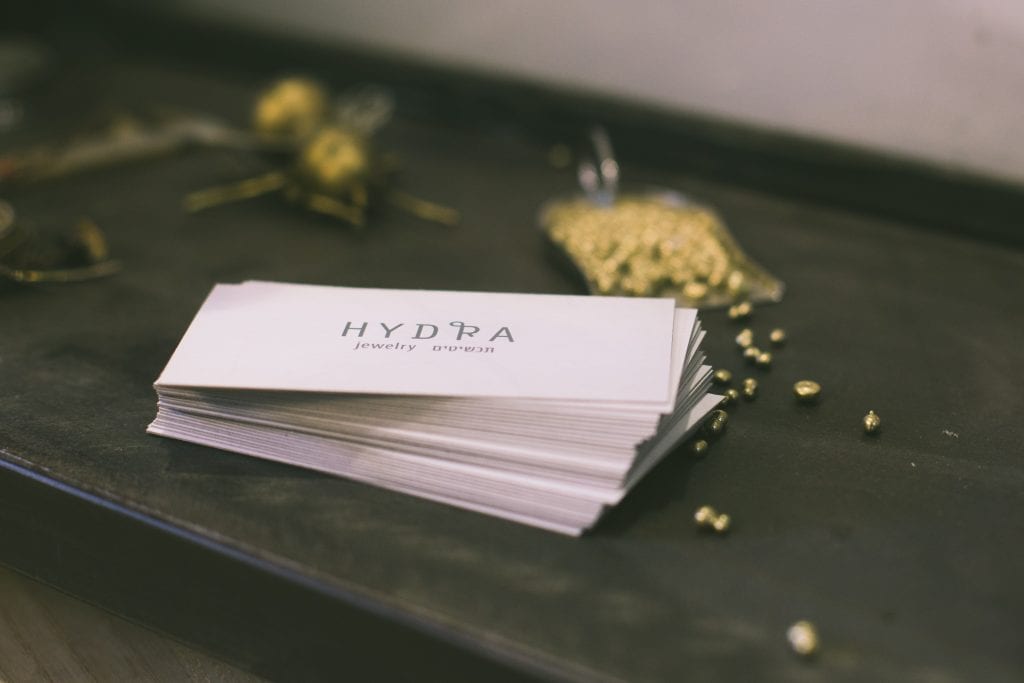 טבעת זהב מעוצבת - כוורת