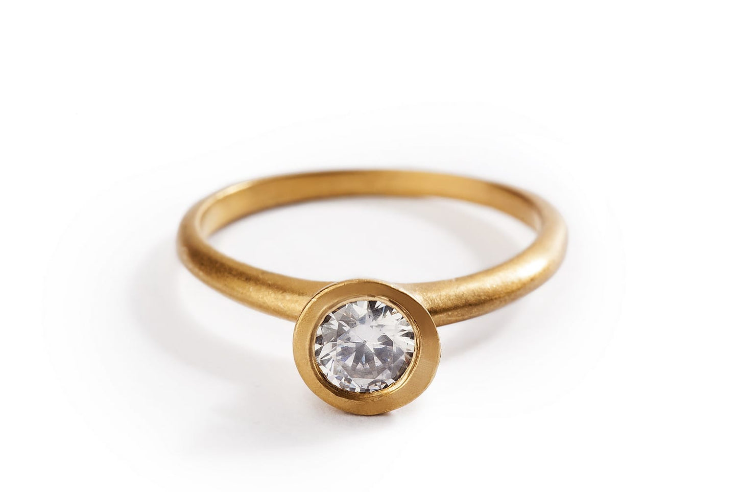 טבעת אירוסין - ברבור - יהלום מעבדה