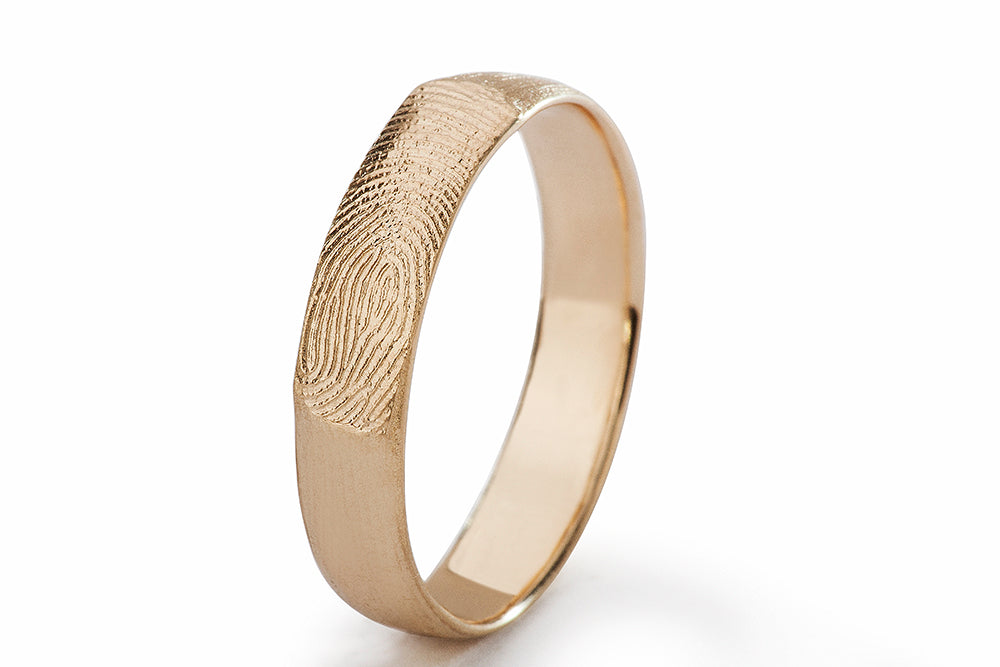 טבעת נישואים יחודית עם טביעתאצבע אישית. זהב 14 קראט