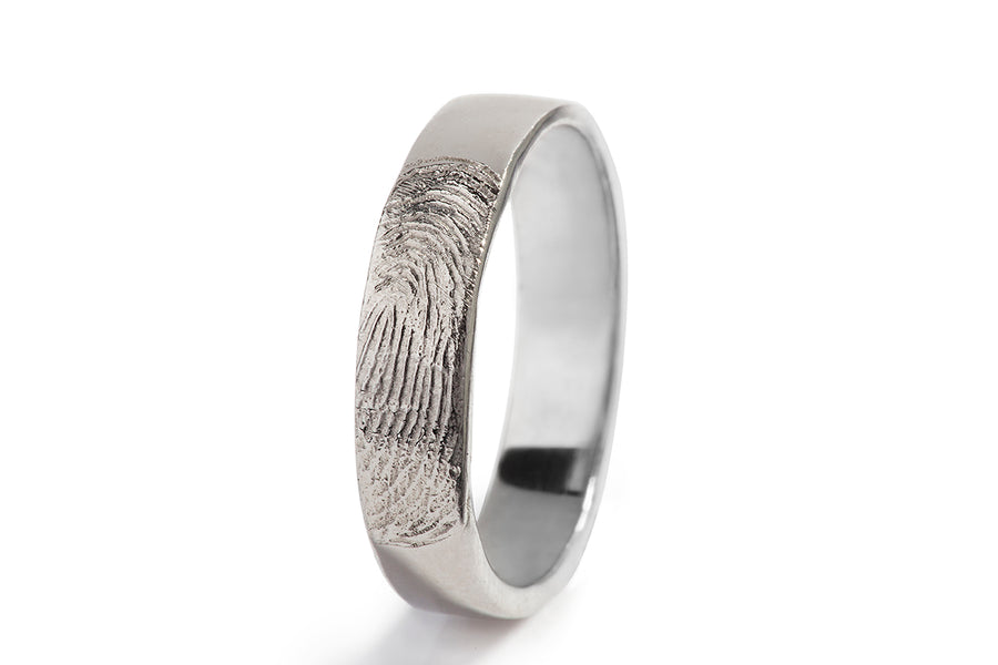 Hadas Fingerprint Ring