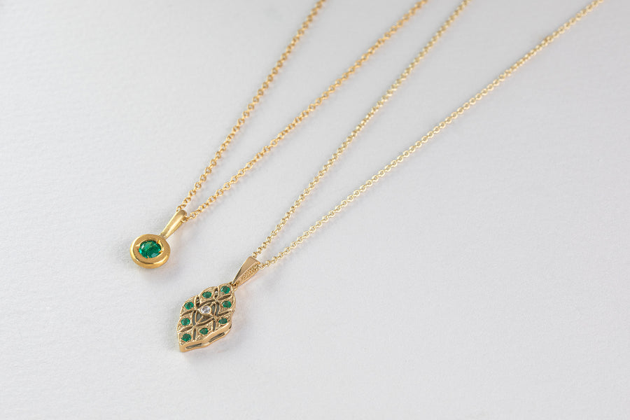 Emerald Bagel Necklace