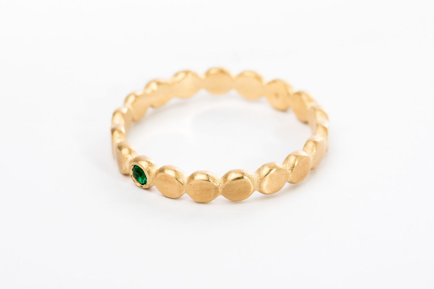 טבעת עיגולי זהב - אמרלד - בייבי מיני